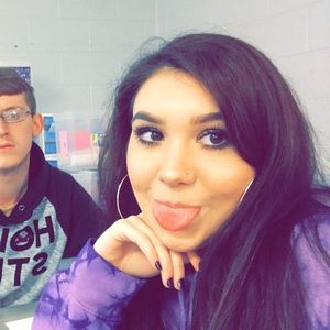 Meet your Posher, Lexi